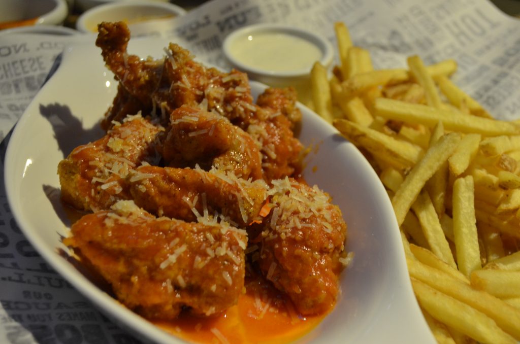 Garlic parmesan wings |Original Wings & RIngs DIFC 